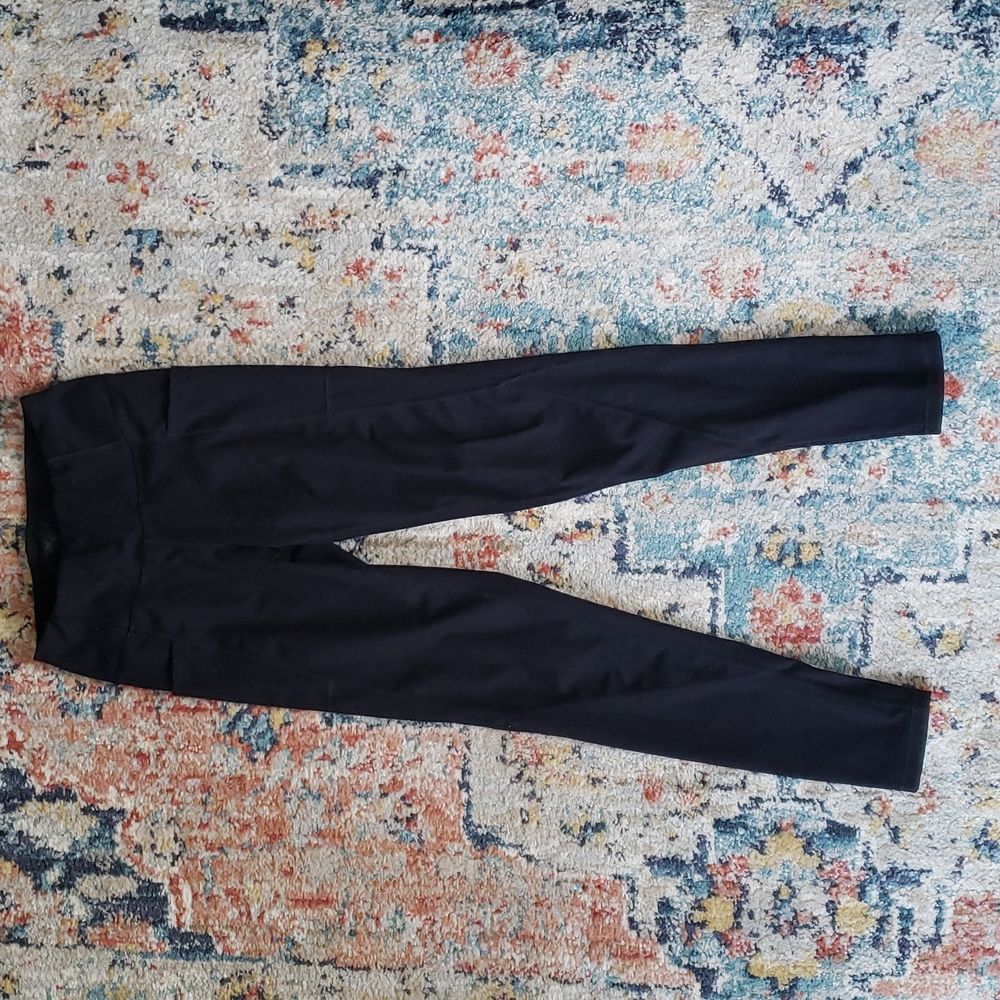 Womens yoga pants size xs.